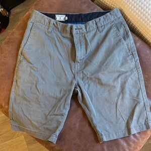 Men's Volcom Gray Shorts size 30